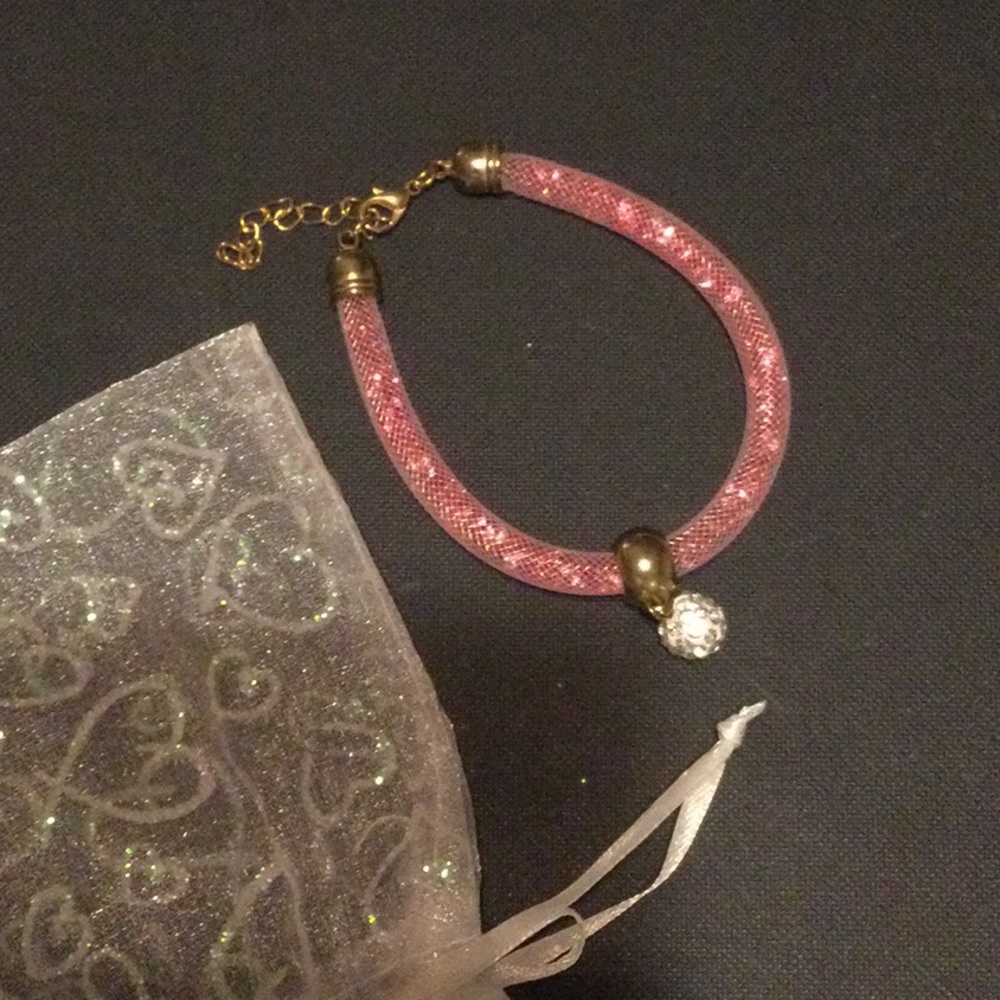 Pink mesh bracelet with crystal-look bead